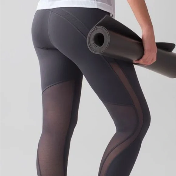 Lululemon Gray with mesh detail High-Waisted Leggings medium Size 8 - Picture 4 of 4
